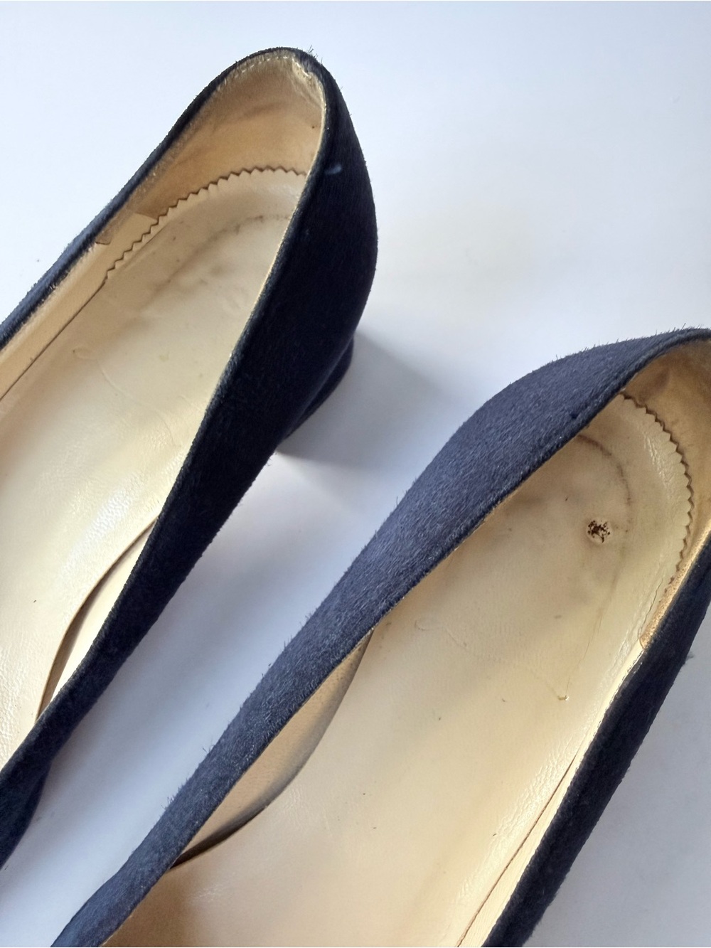 Christian Louboutin Vintage Classic Navy Suede Low Block Heel Pumps 37 - Picture 9 of 13